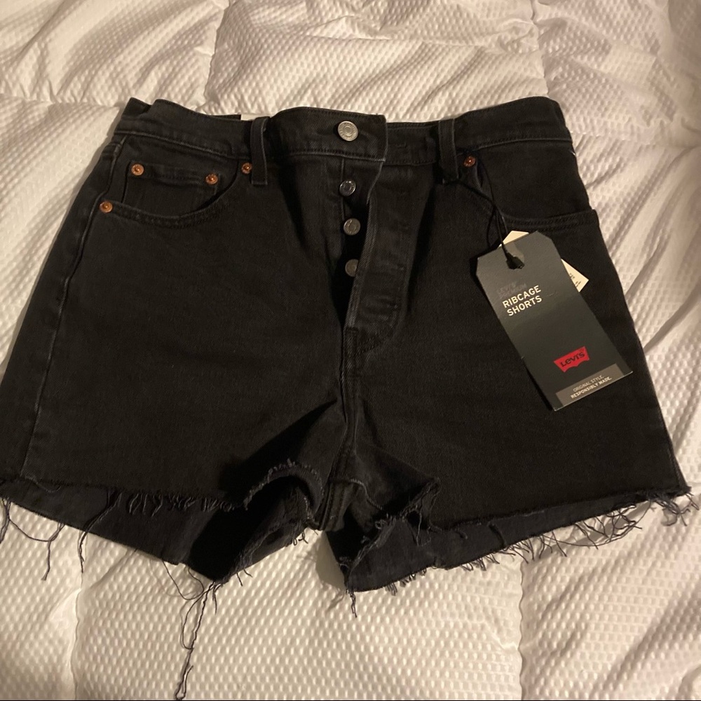 NWT Levi rib cage shorts